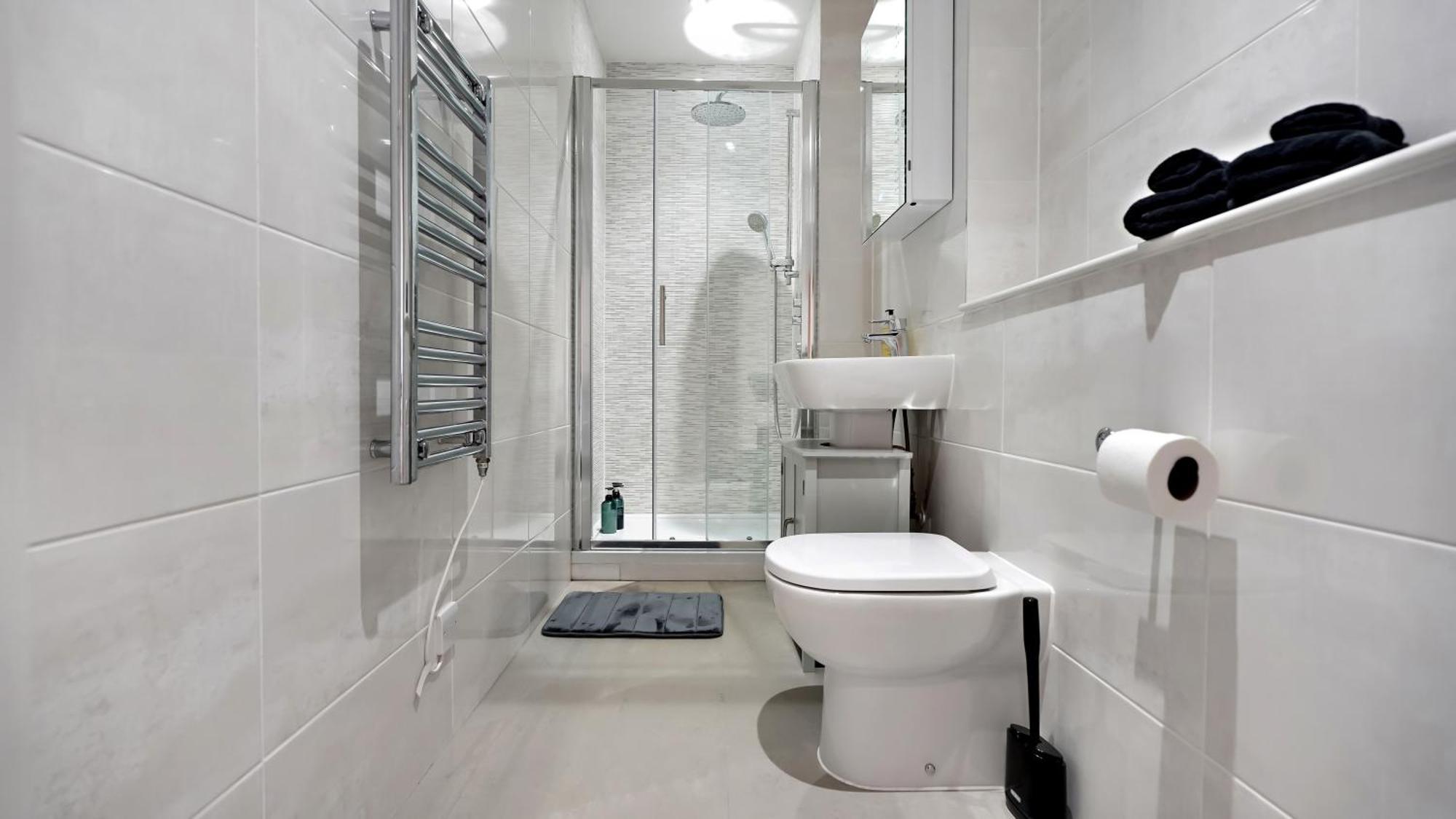 Modern And Spacious Penthouse Apartment In Putney With Free Parking London Exterior photo