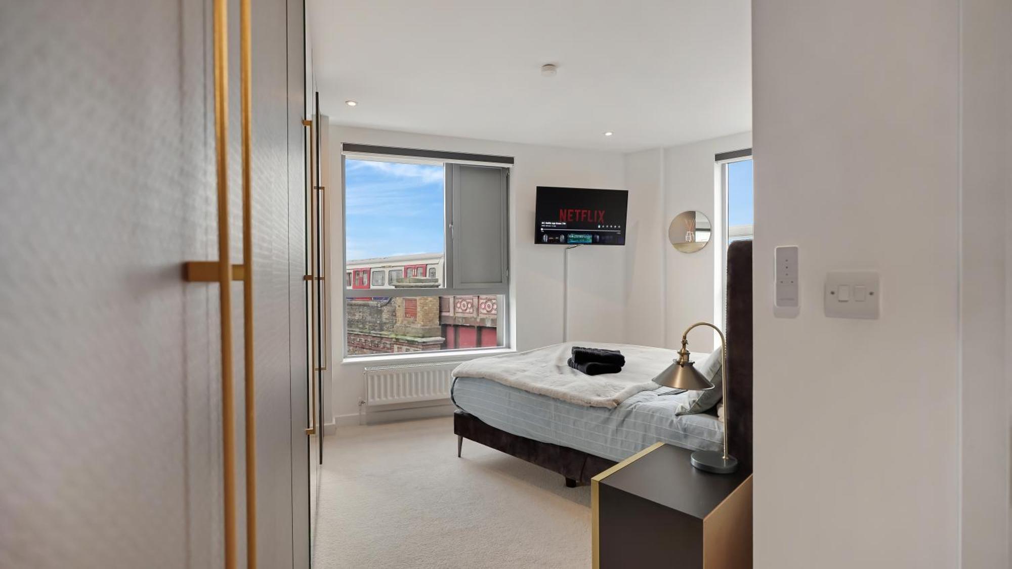 Modern And Spacious Penthouse Apartment In Putney With Free Parking London Exterior photo