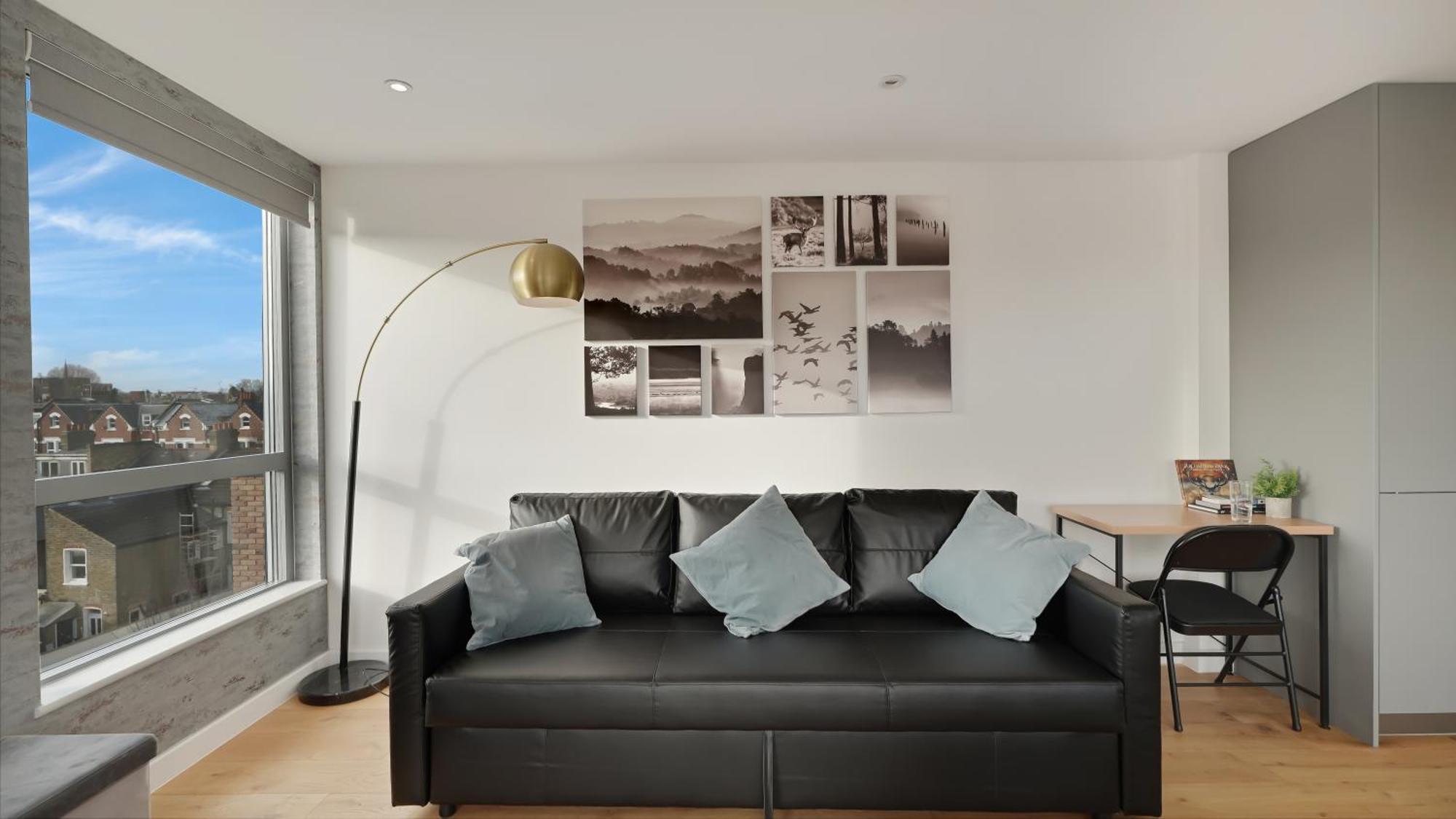 Modern And Spacious Penthouse Apartment In Putney With Free Parking London Exterior photo